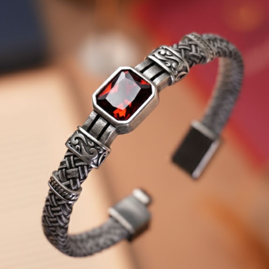 Kırmızı Kristal Cam Detaylı Hakiki Deri Erkek Bileklik - Siyah - Beyaz | Kırmızı