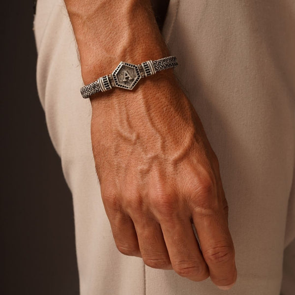 Kişiselleştirilebilir Hakiki Deri Erkek Bileklik - Siyah - Beyaz | Altıgen