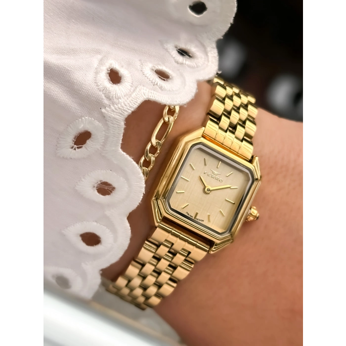 FM88210A Çelik Kordonlu Kadın Kol Saati